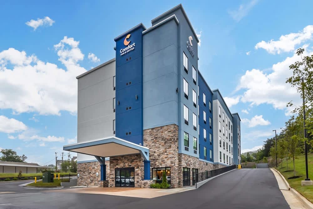 Comfort Inn & Suites Nashville Bellevue 1