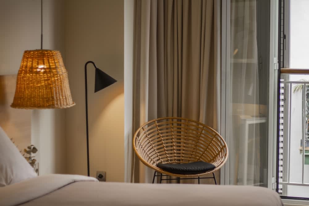 room Select Bilbao 3