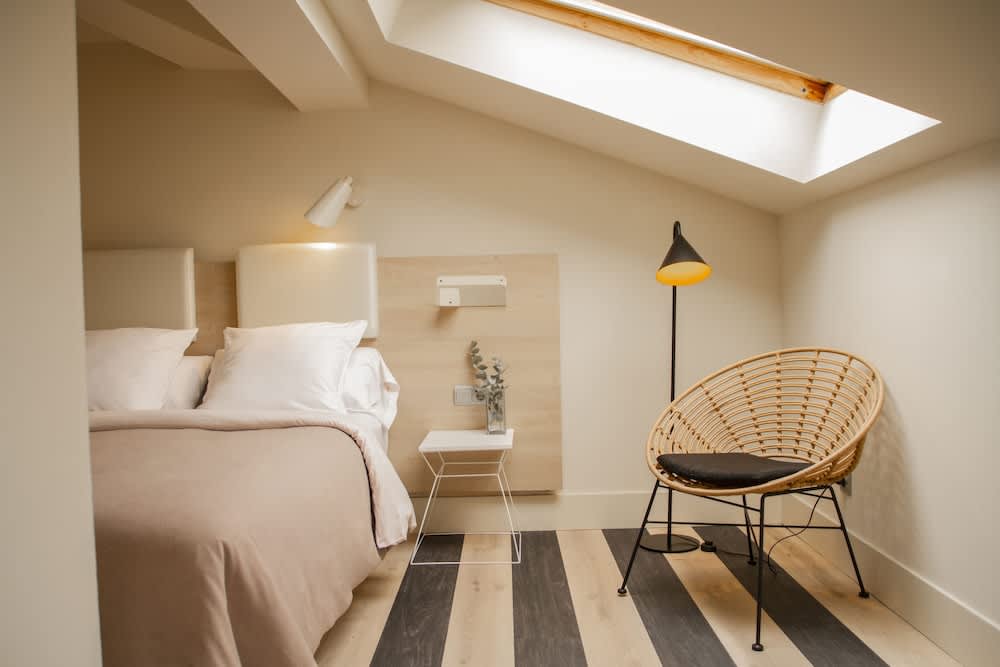 room Select Bilbao 5