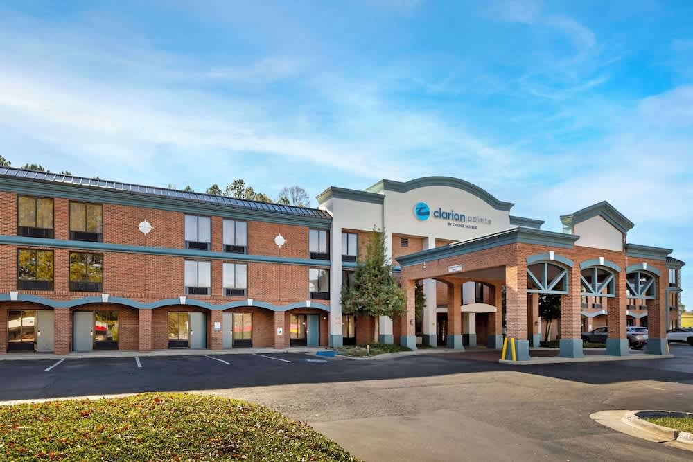 Clarion Pointe Durham Research Triangle Park 1
