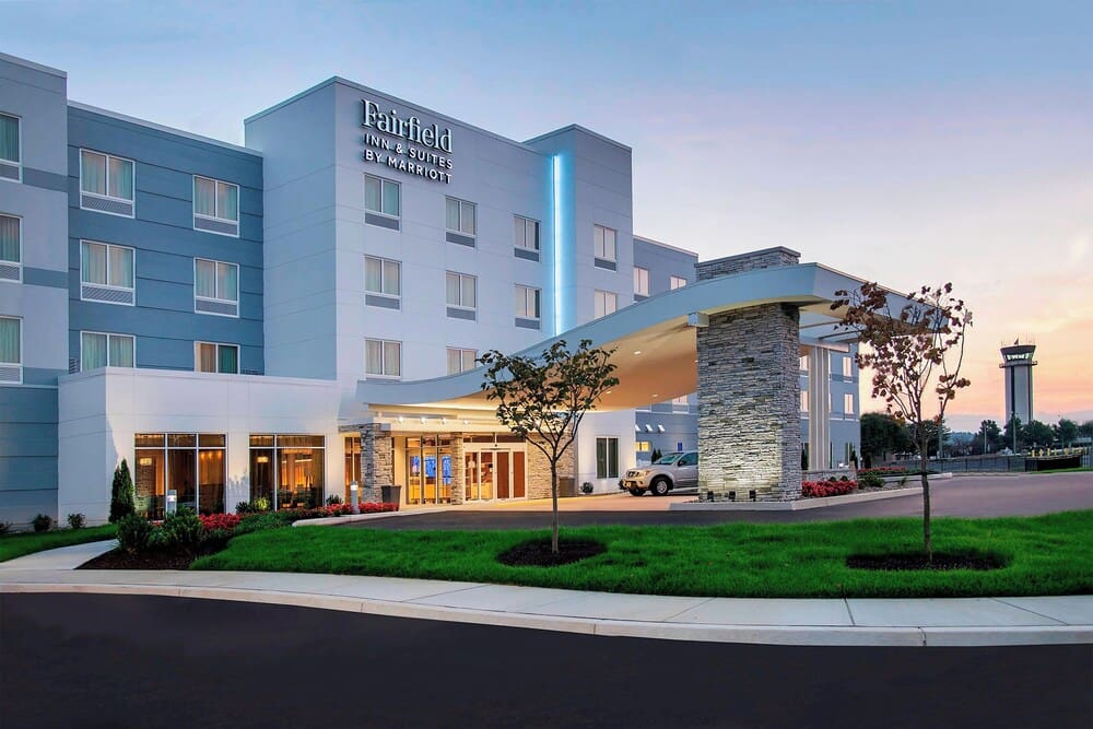 Fairfield Inn & Suites by Marriott Harrisburg International Airport 1