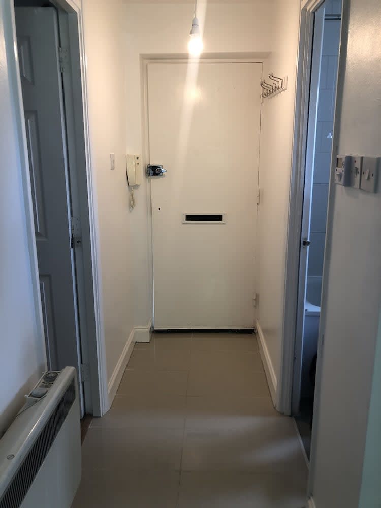 Apple House Guesthouse Heathrow Airport 2