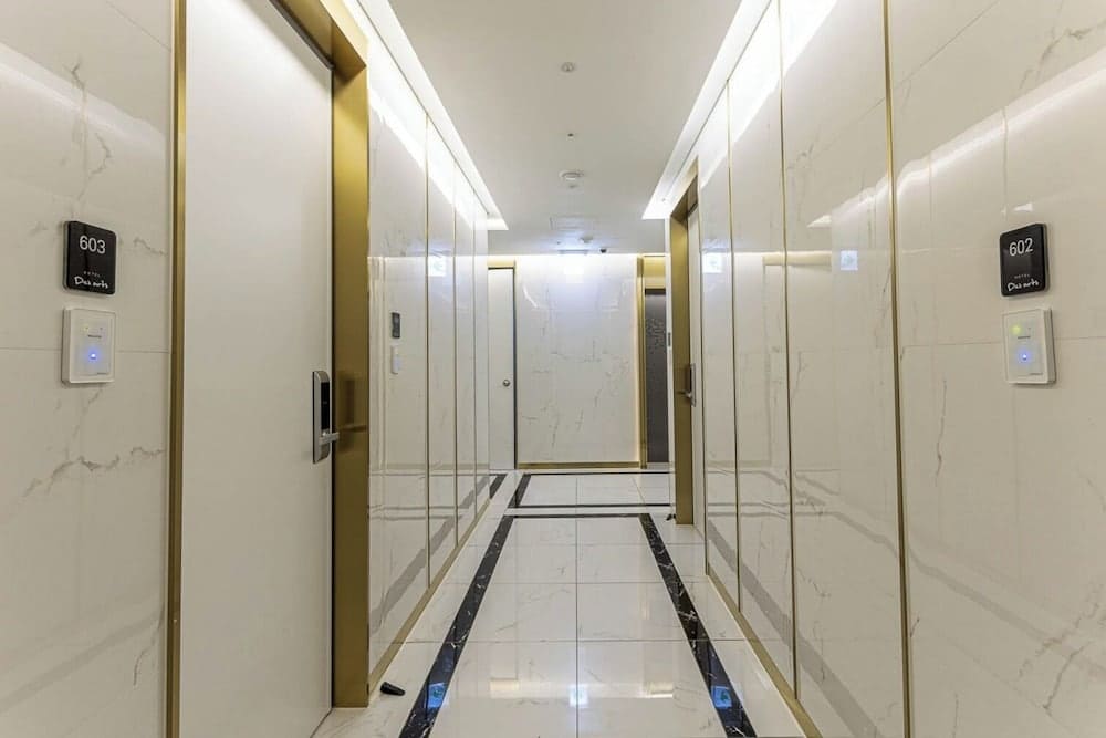 Desarts Hotel 2