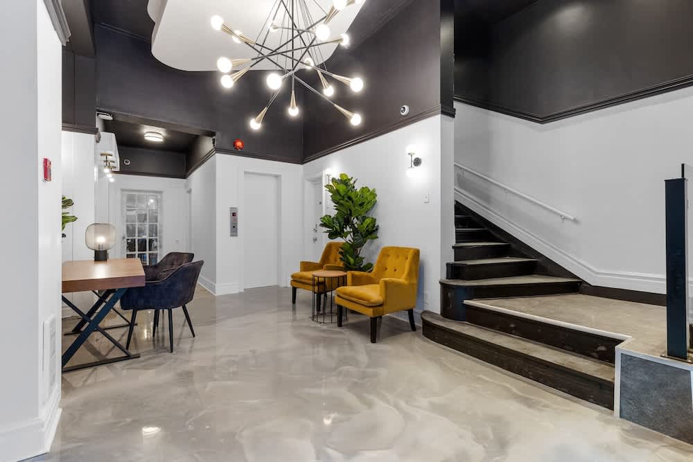 Le Sand & Stone Hotel 1