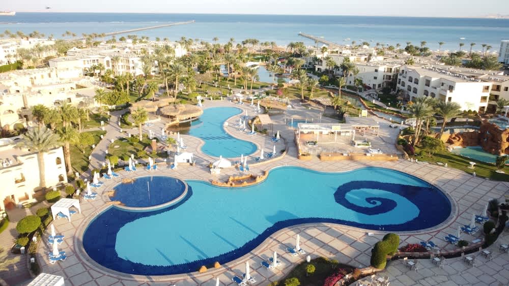 Regency Plaza Aqua Park and Spa Resort 1