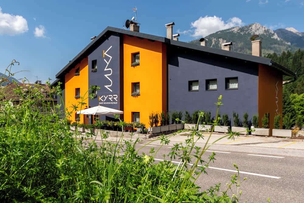 Kyrr Smart Mountain Retreat 1