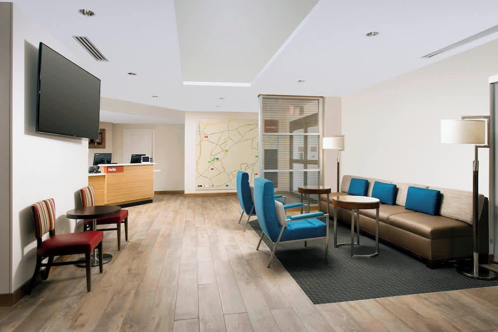 TownePlace Suites by Marriott Alexandria Fort Belvoir 2