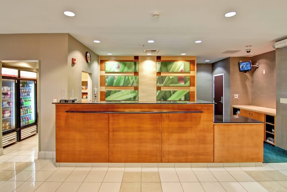 SpringHill Suites Fresno 2