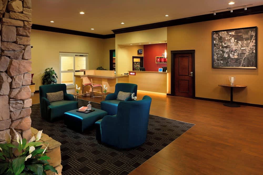TownePlace Suites Houston Intercontinental Airport 2