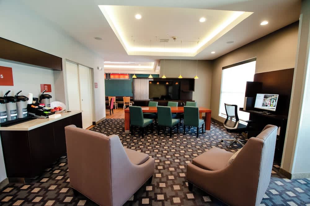 TownePlace Suites by Marriott Temple 2