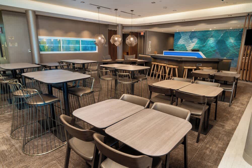 SpringHill Suites by Marriott Newark Fremont 2