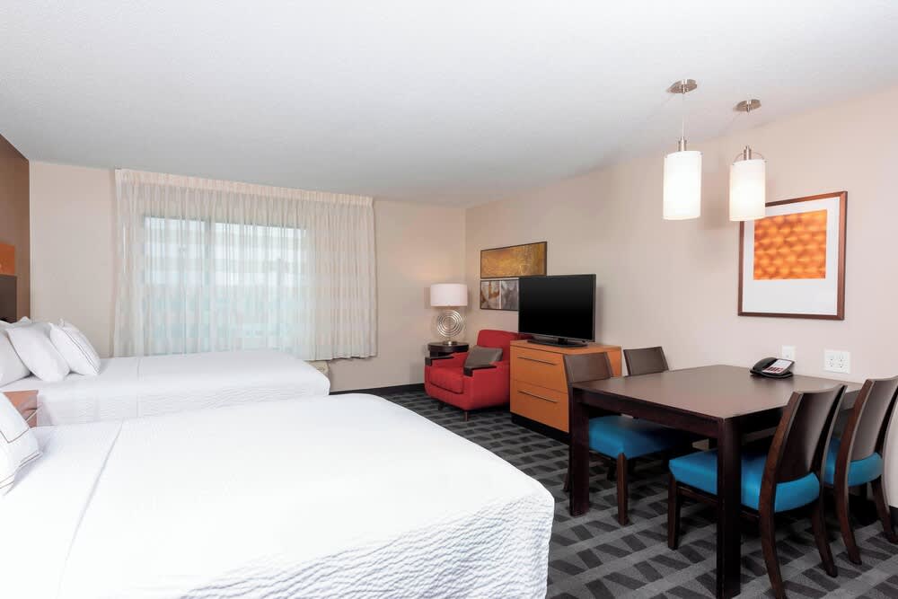 TownePlace Suites Fort Wayne North 4