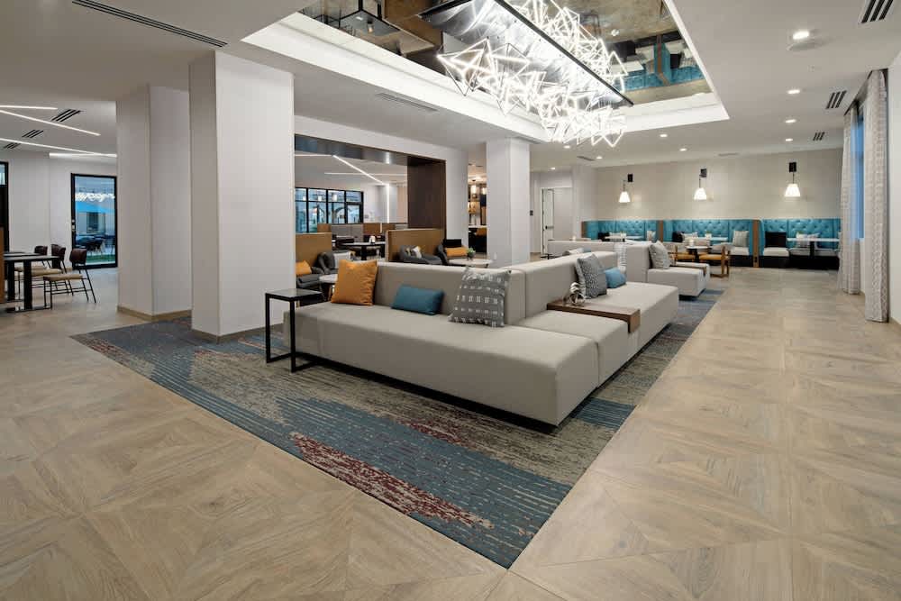 SpringHill Suites by Marriott Valencia 4