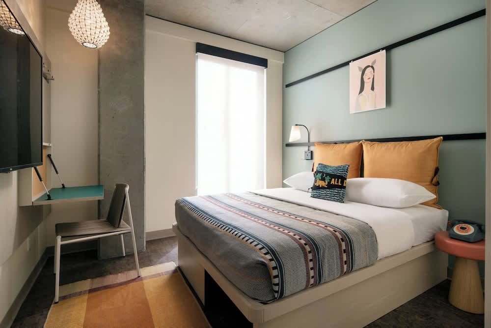 Moxy Portland Downtown 5