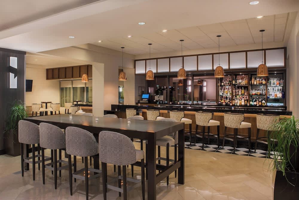Sheraton Suites Chicago Elk Grove 1