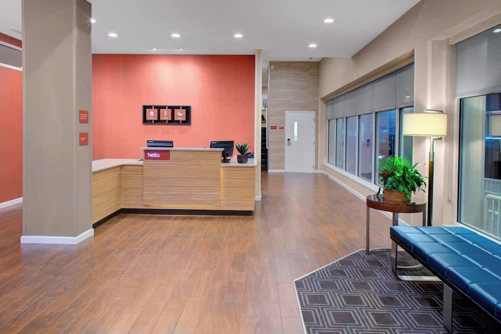 TownePlace Suites by Marriott Parkersburg 2
