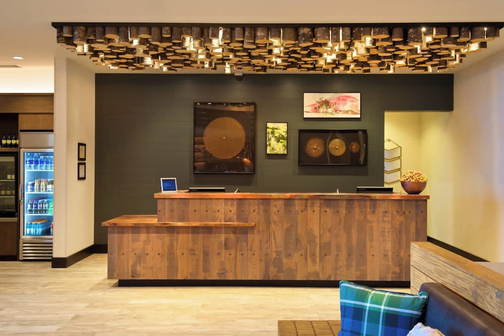 SpringHill Suites by Marriott Bend 2