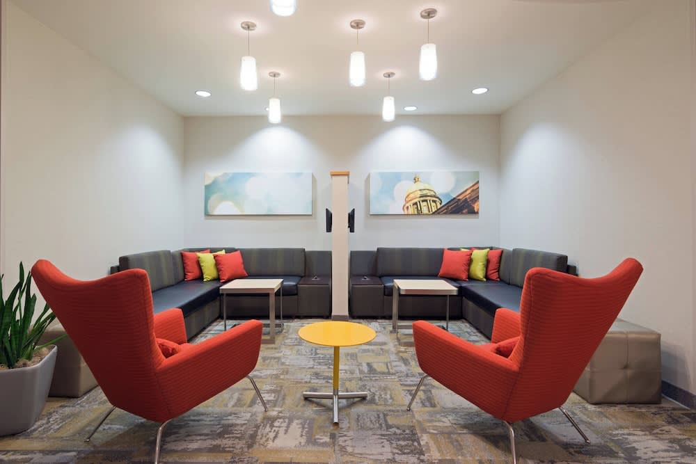 SpringHill Suites Louisville Downtown 2