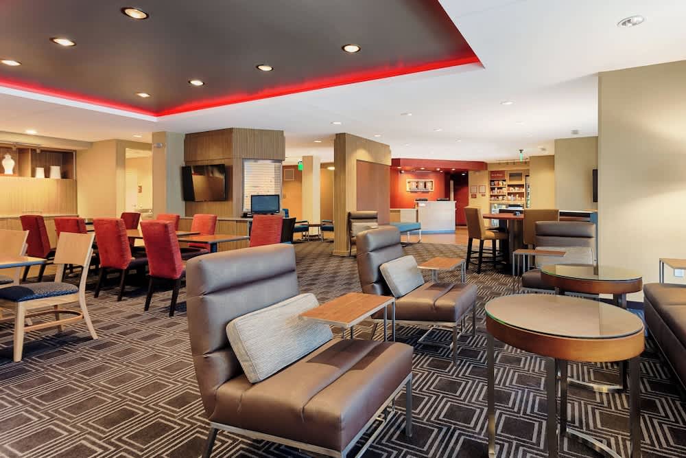 TownePlace Suites by Marriott Charleston Mt. Pleasant 2