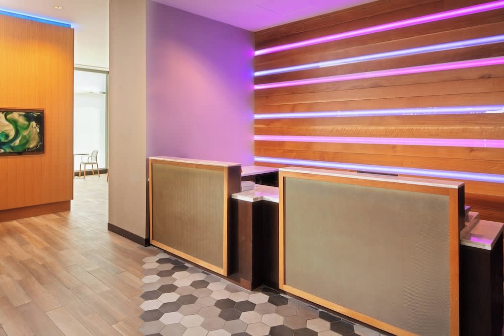 SpringHill Suites by Marriott New Orleans Downtown/Canal Street 2