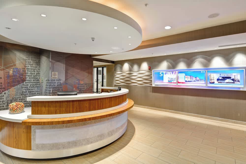 SpringHill Suites Cincinnati Airport South 4