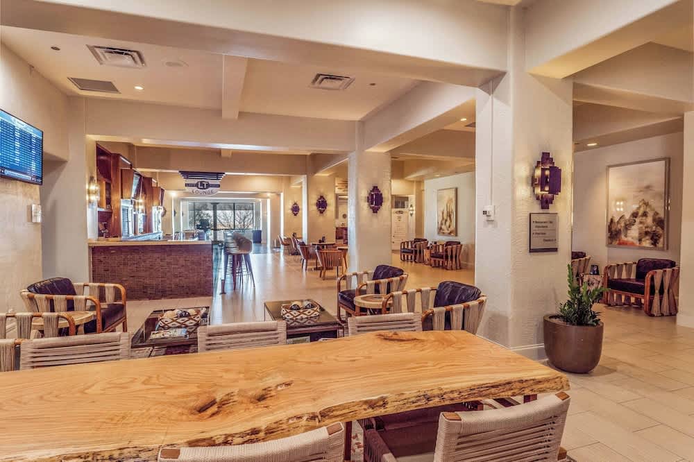 Sheraton Albuquerque Airport Hotel 2