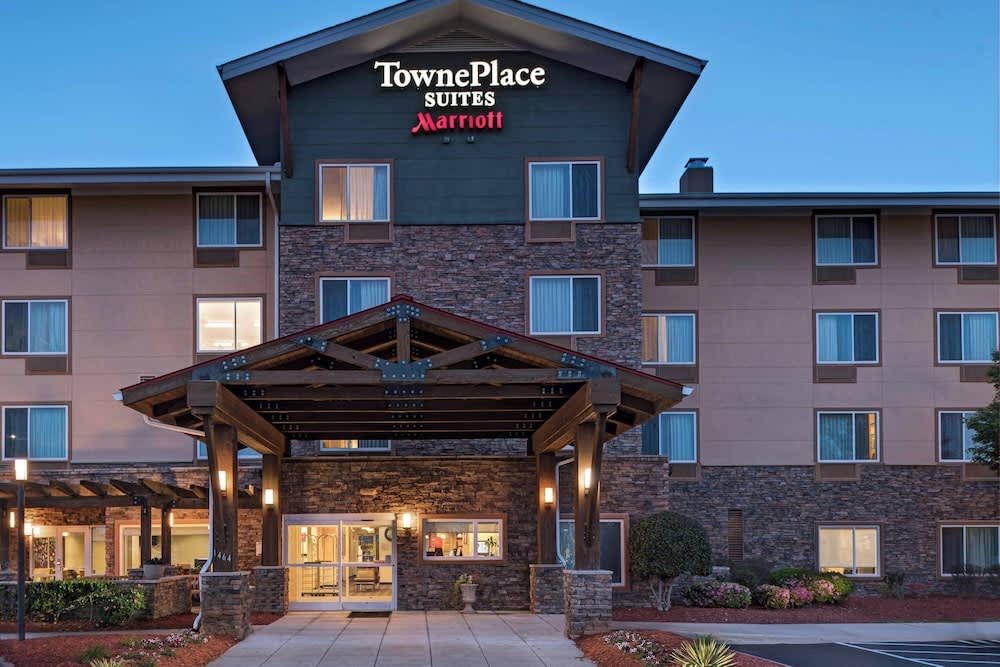 TownePlace Suites Fayetteville Cross Creek 1