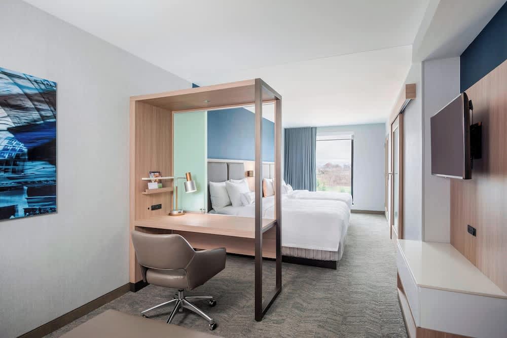 SpringHill Suites Madison 4