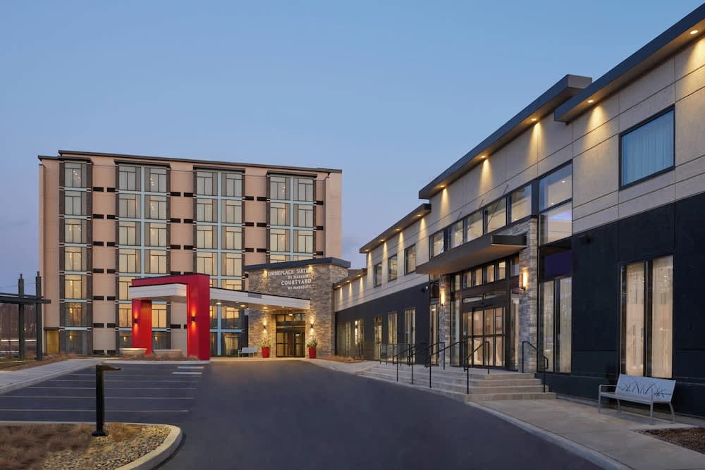 TownePlace Suites by Marriott Oshawa 1