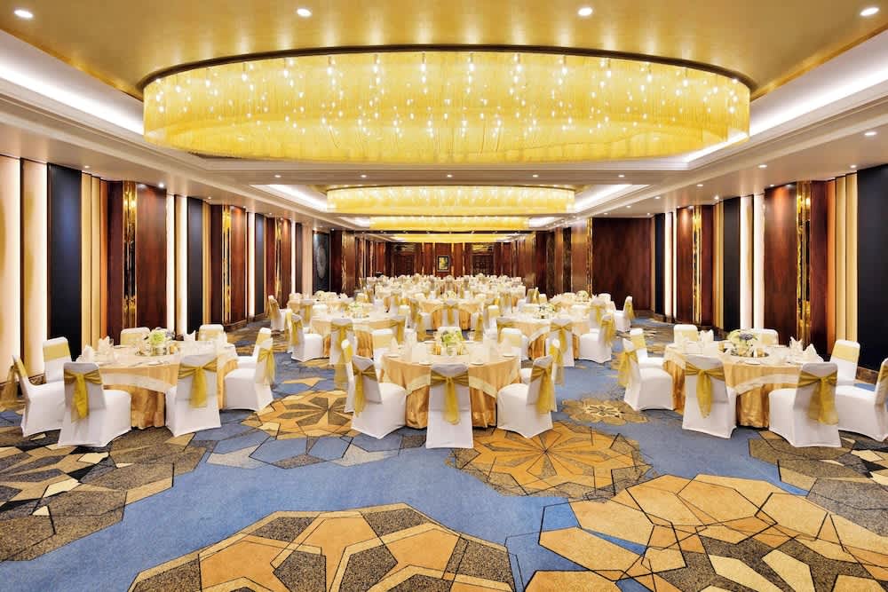Sheraton Grand Pune Bund Garden Hotel 2
