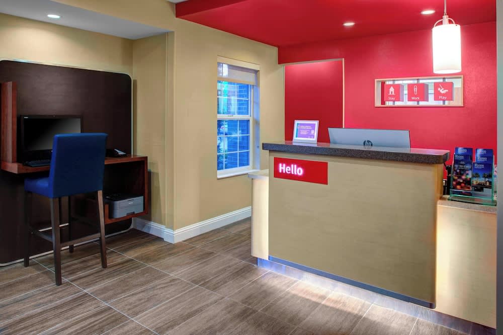 TownePlace Suites Fresno 2