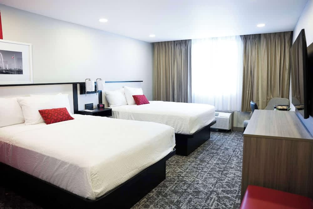 Wyndham DFW Airport 1