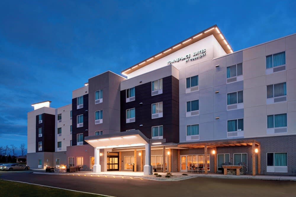 TownePlace Suites by Marriott Grand Rapids Airport 1