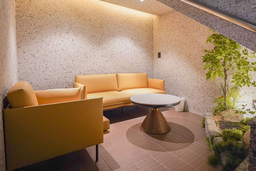 Urban Groove Hotel 2