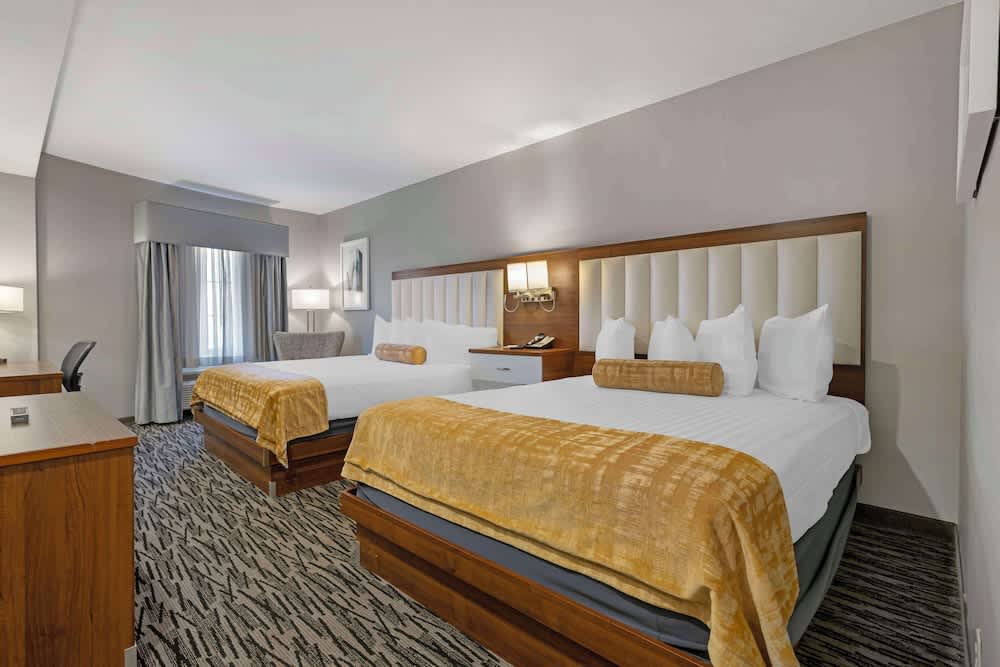 Best Western On The Avenue 4