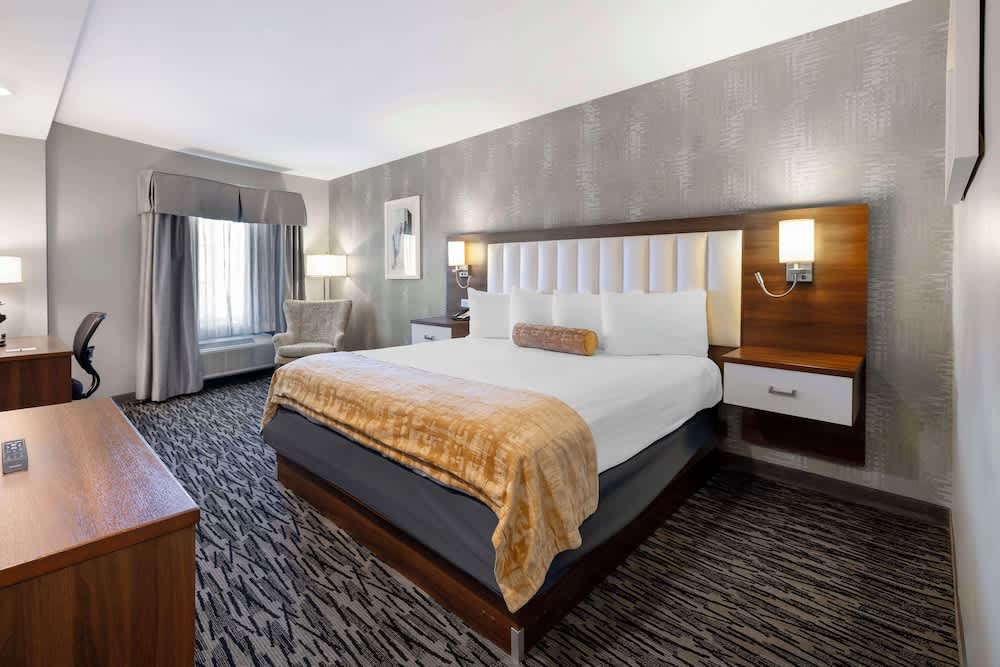 Best Western On The Avenue 5