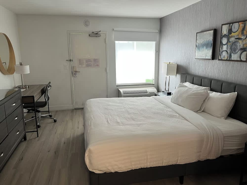 Revival Scottsdale Studios 4