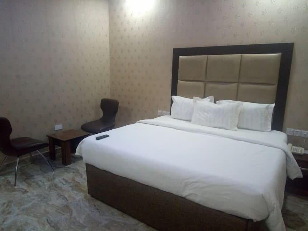 Parklane Hotels 1