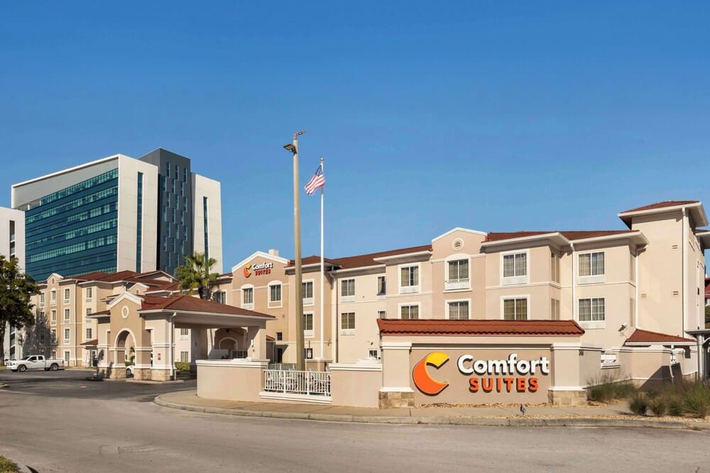 Comfort Suites Downtown 1