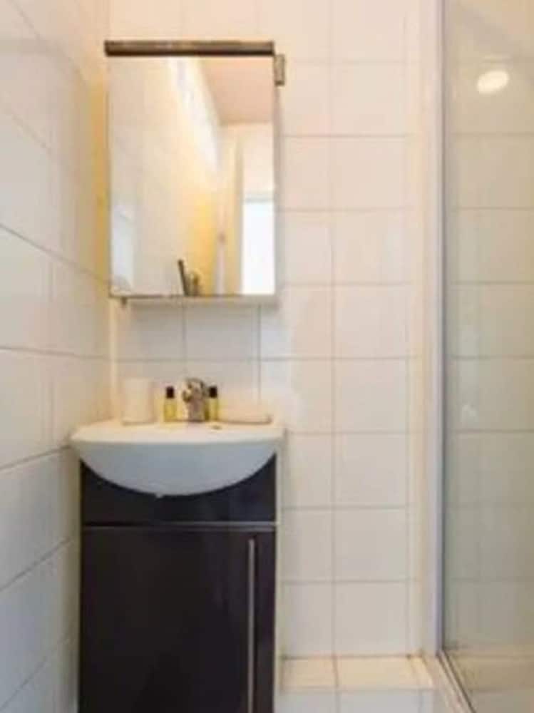 Magnifique Studio 9- Edouard Vaillant 5