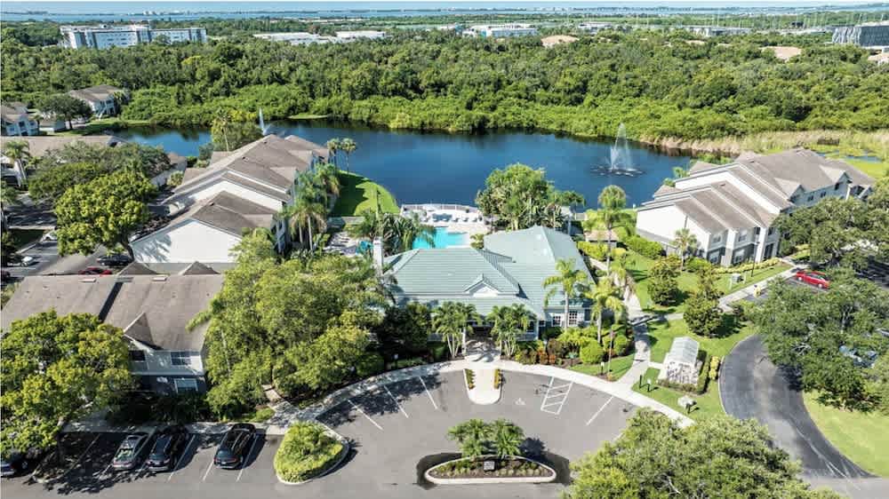 Bradenton Apartments by Landing 1