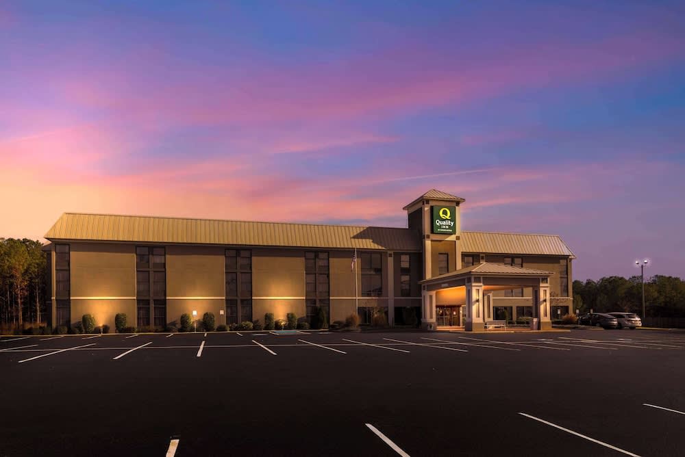 Quality Inn Valley - West Point 1