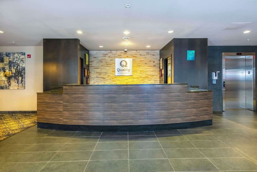 Quality Inn & Suites 2