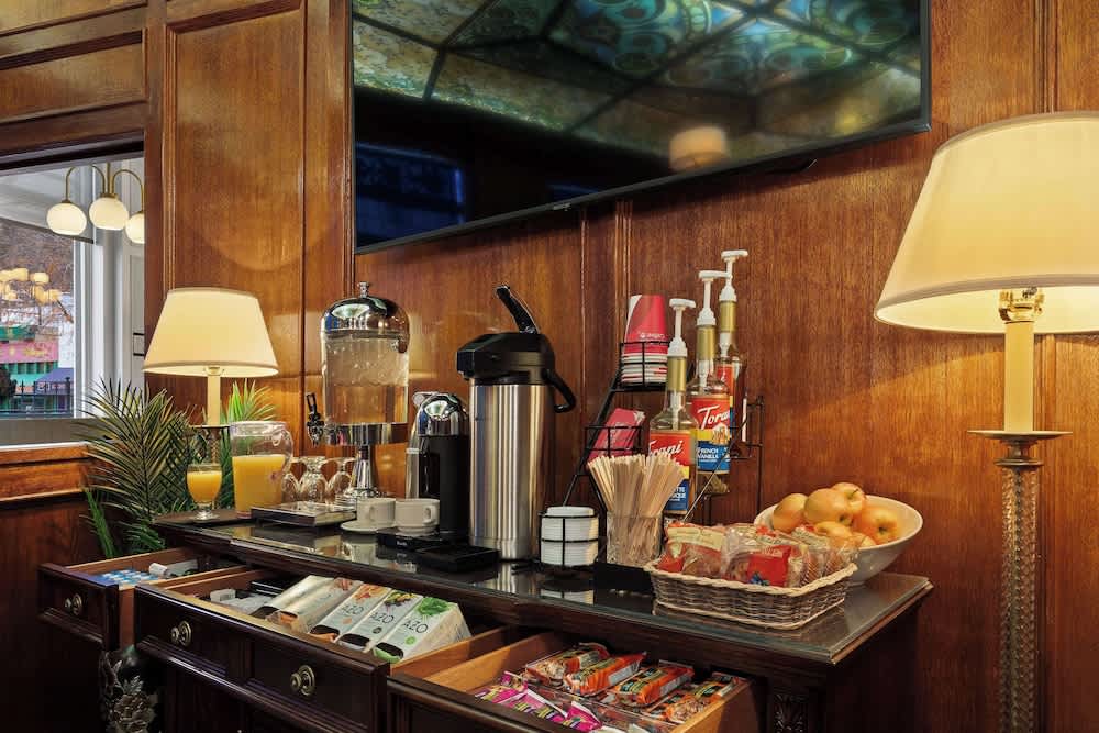 Crown Columbia Hotel; BW Premier Collection 5