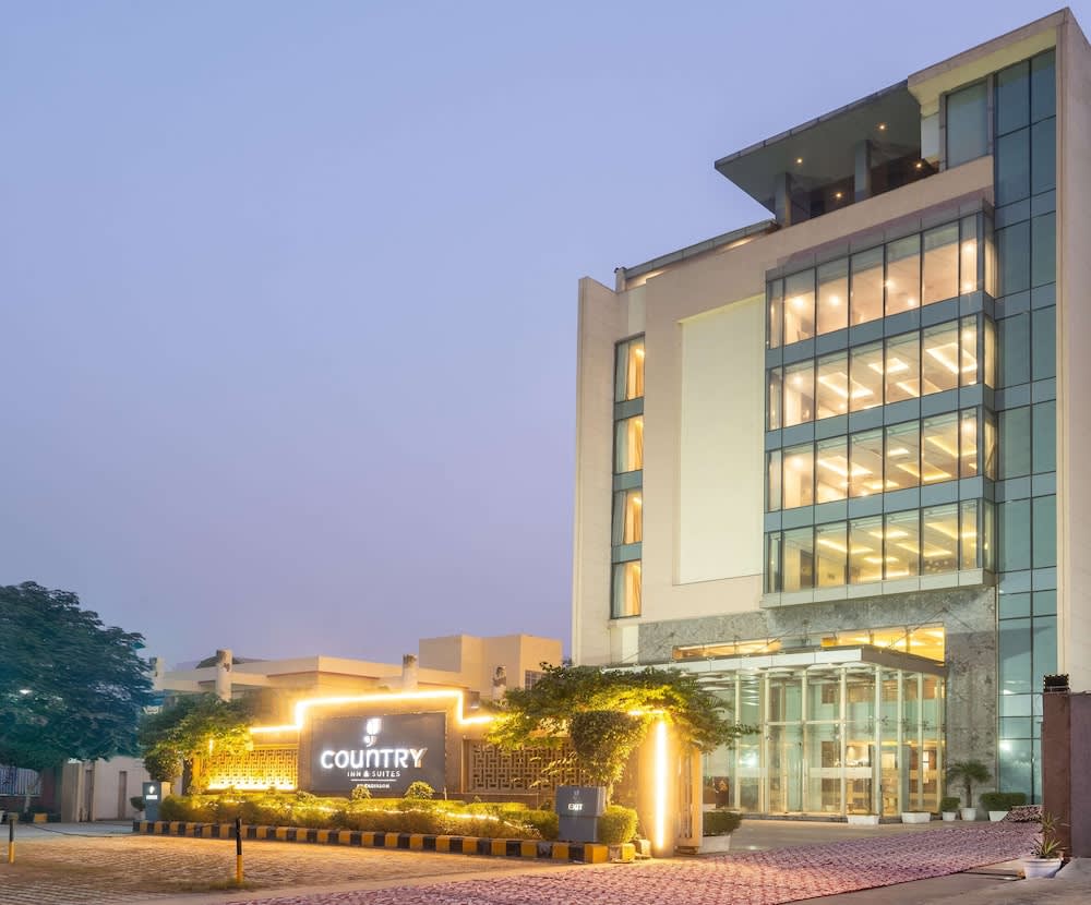 Country Inn & Suites by Radisson, Bhiwadi 1