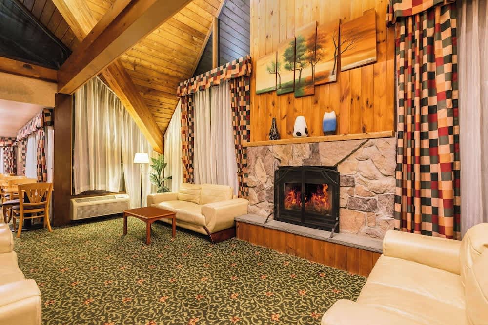 Days Inn by Wyndham Rutland/Killington Area 2