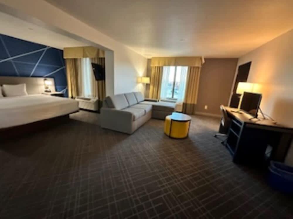 Comfort Inn & Suites Frisco East - McKinney 2