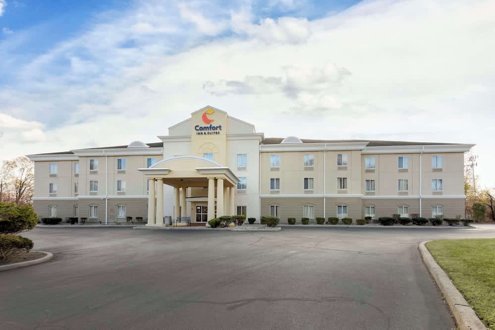 Comfort Inn & Suites Carneys Point - Pennsville 1