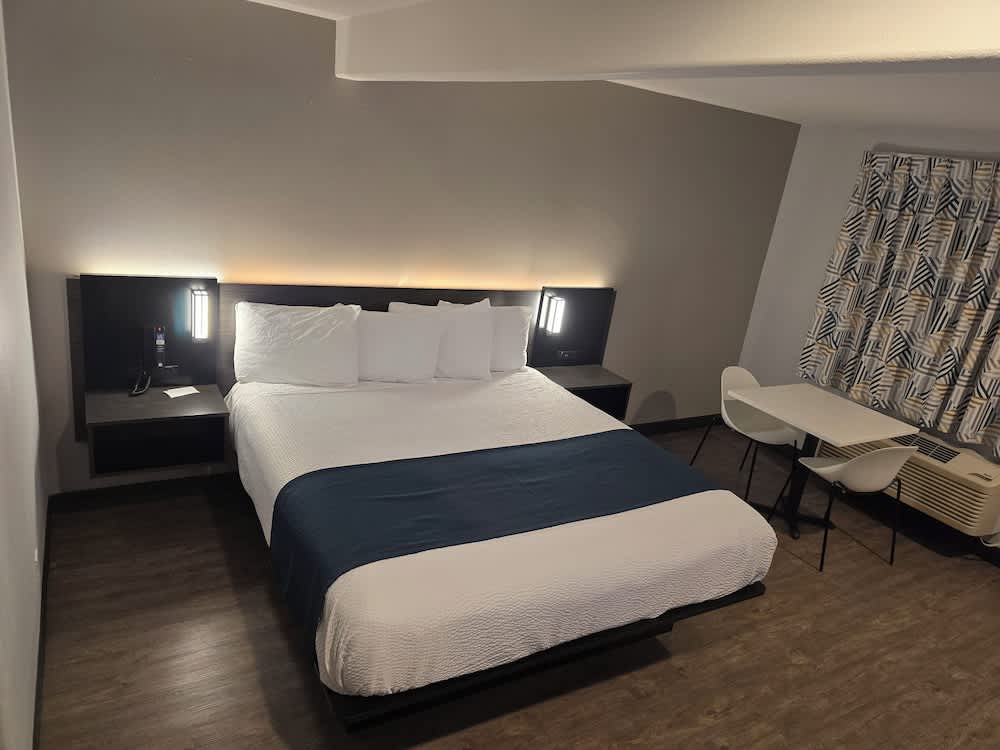 Motel 6 Los Angeles, CA - Downtown 3