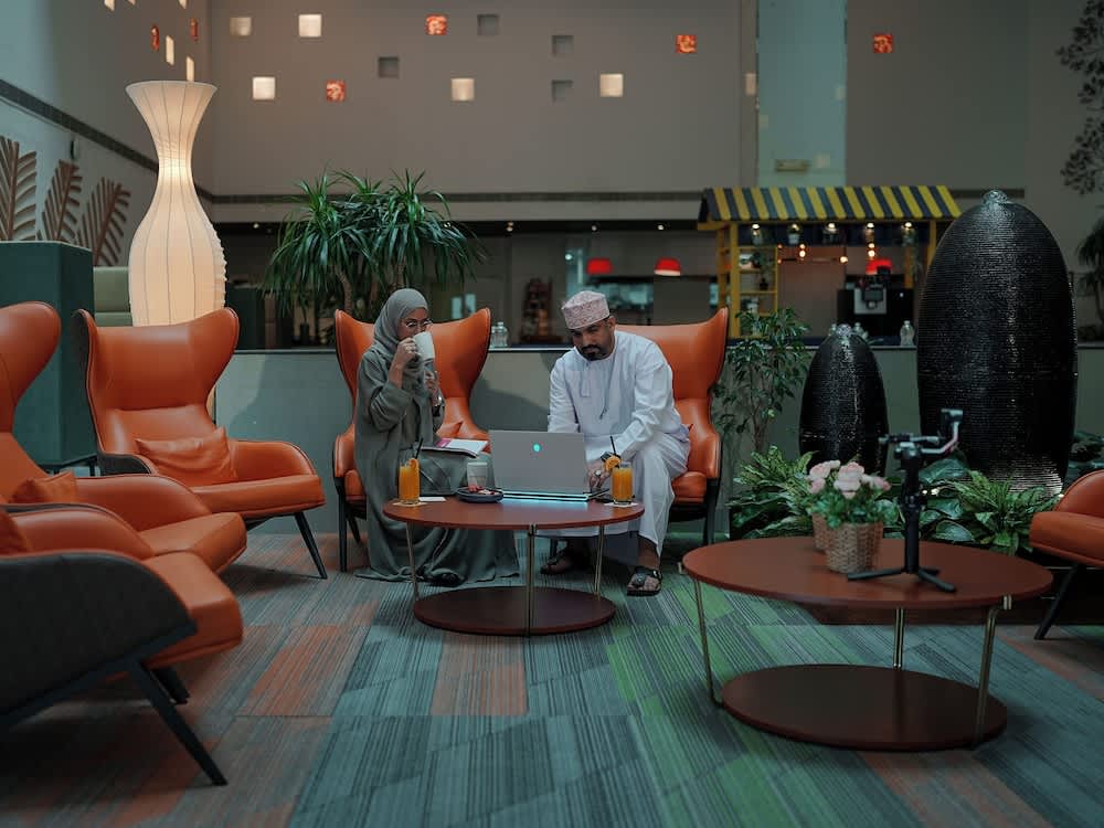 Golden Tulip Muscat 2